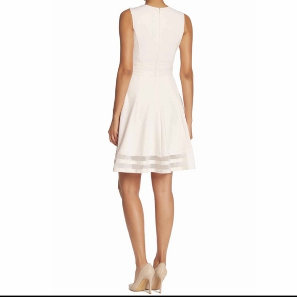 White Calvin Klein Fit and Flare Illusion Hem Crepe A-Line dress. Size 10 New - Picture 2 of 7
